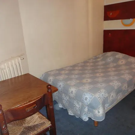Santana Otel 2*