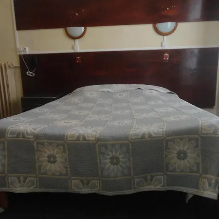 Santana Hotel 2*