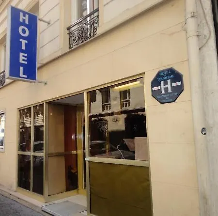 Hotel Santana 2*