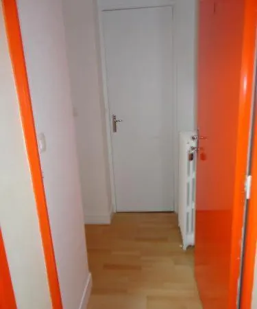 Santana Hotel 2*